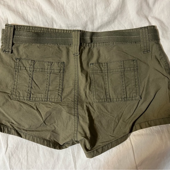 LEI olive green shorts - Picture 2 of 2